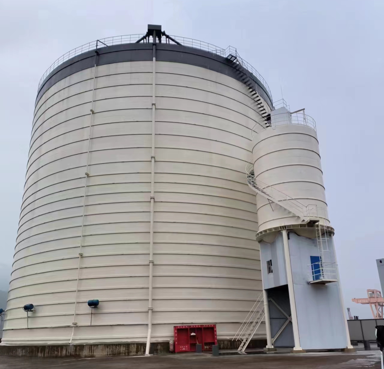 天峨10万吨水泥钢板库